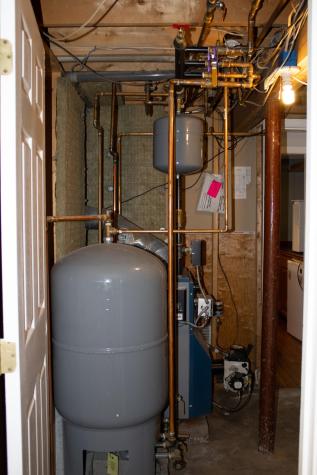 9 Pine Grove Avenue Glenburn ME 04401