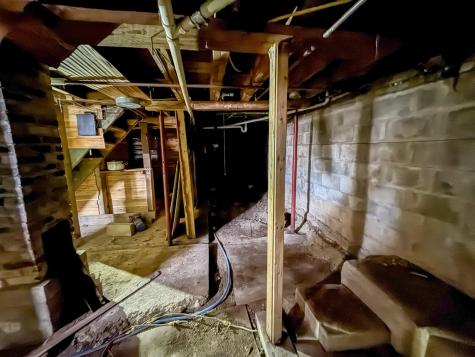 344 Enfield Road Lincoln ME 04457