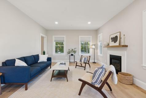 27 Carriage Hill North Yarmouth ME 04097