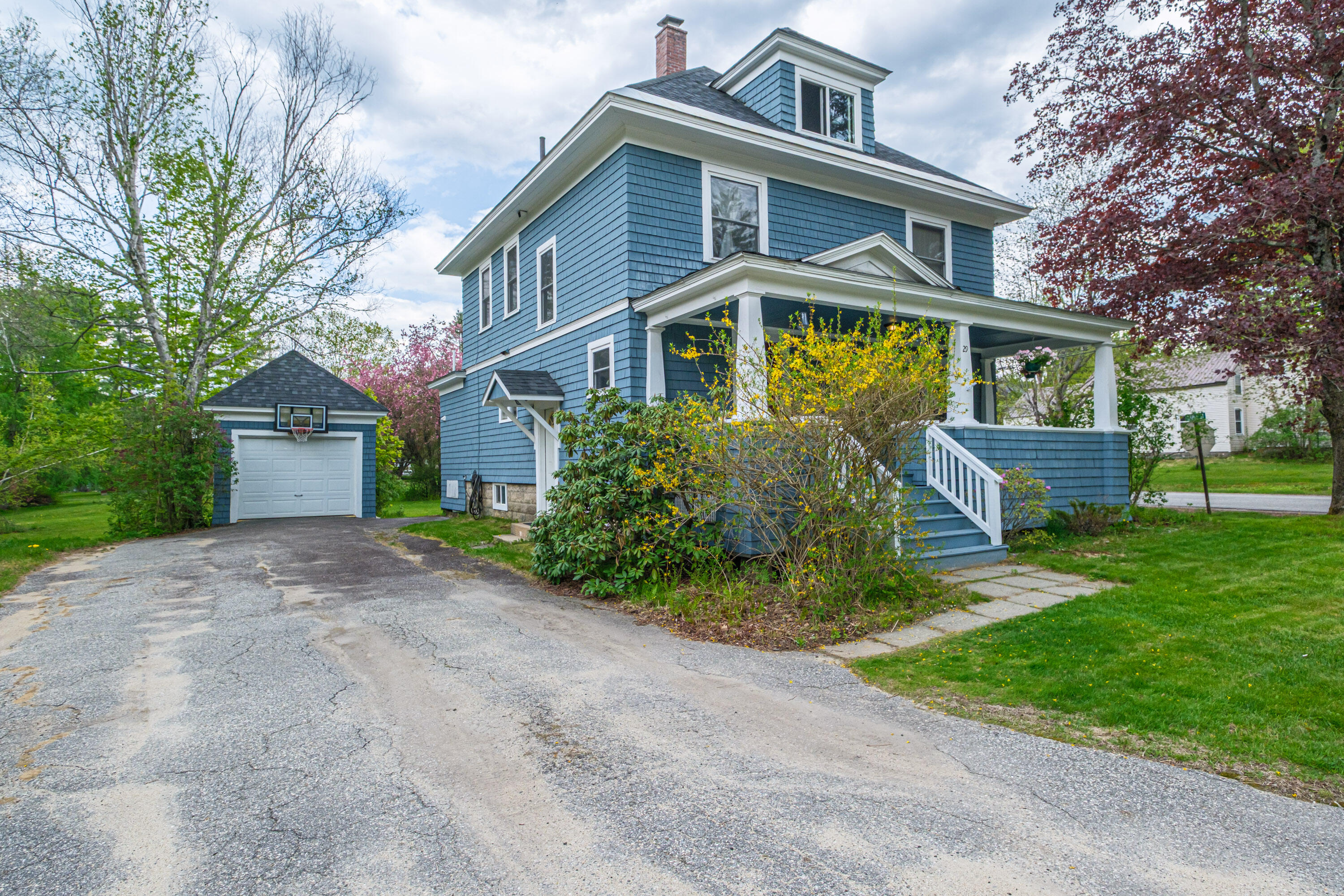 29 Pleasant Street Norway ME 04268