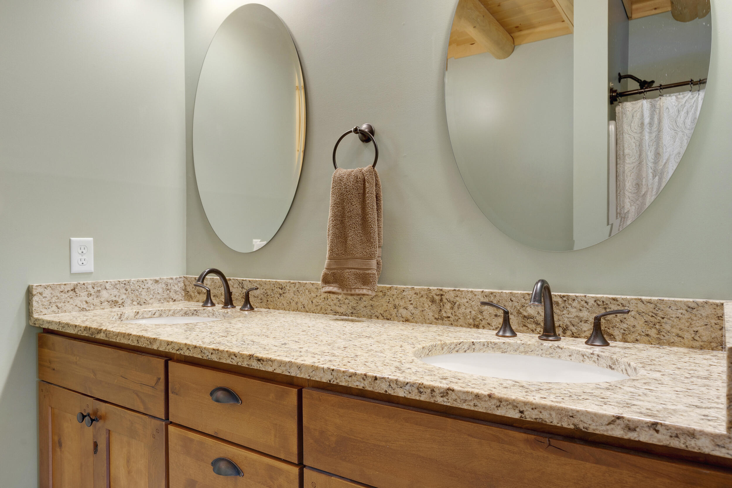 39 Katie View Road Bethel ME 04217