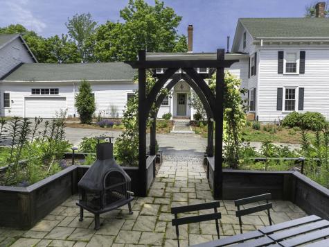 32 Broadway Machias ME 04654