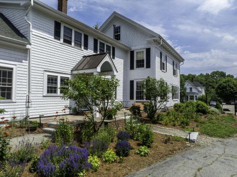 32 Broadway Machias ME 04654