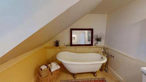 32 Broadway Machias ME 04654