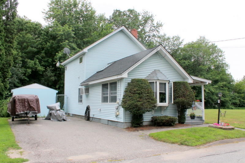 60 Maple Point Auburn ME 04210