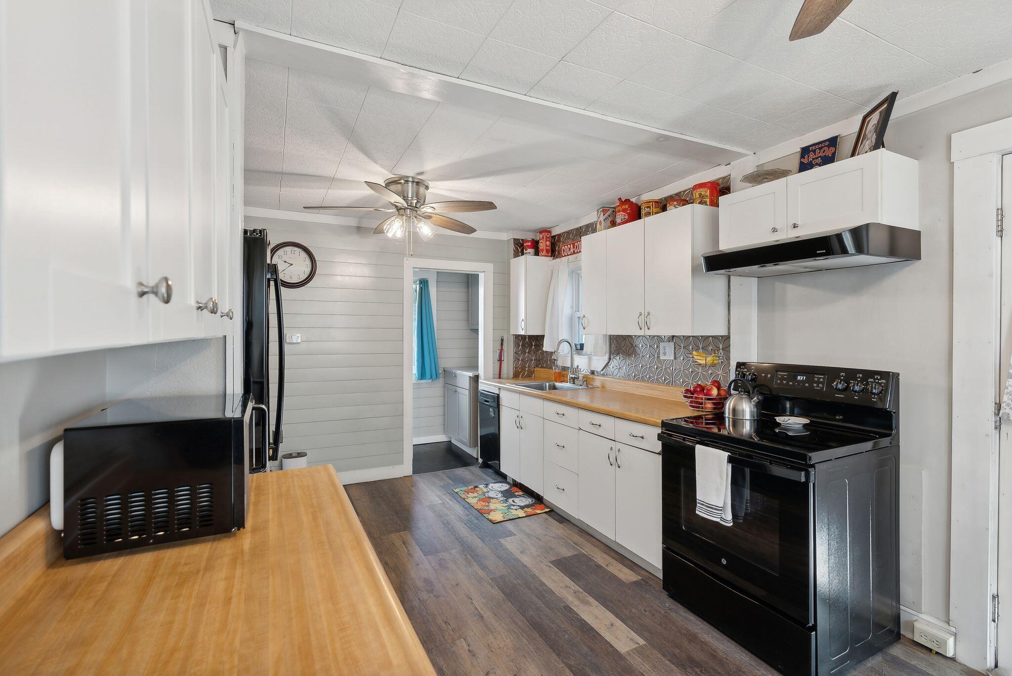 17 Andrews Road Bath ME 04530