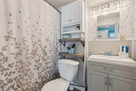 17 Andrews Road Bath ME 04530