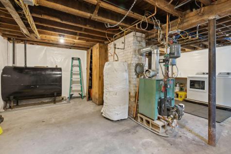 17 Andrews Road Bath ME 04530