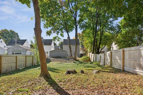 17 Andrews Road Bath ME 04530