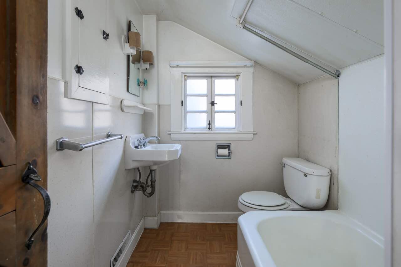 12 Folcutt Road Kittery ME 03905