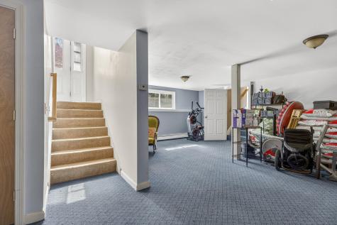 411 Shaker Road Gray ME 04039