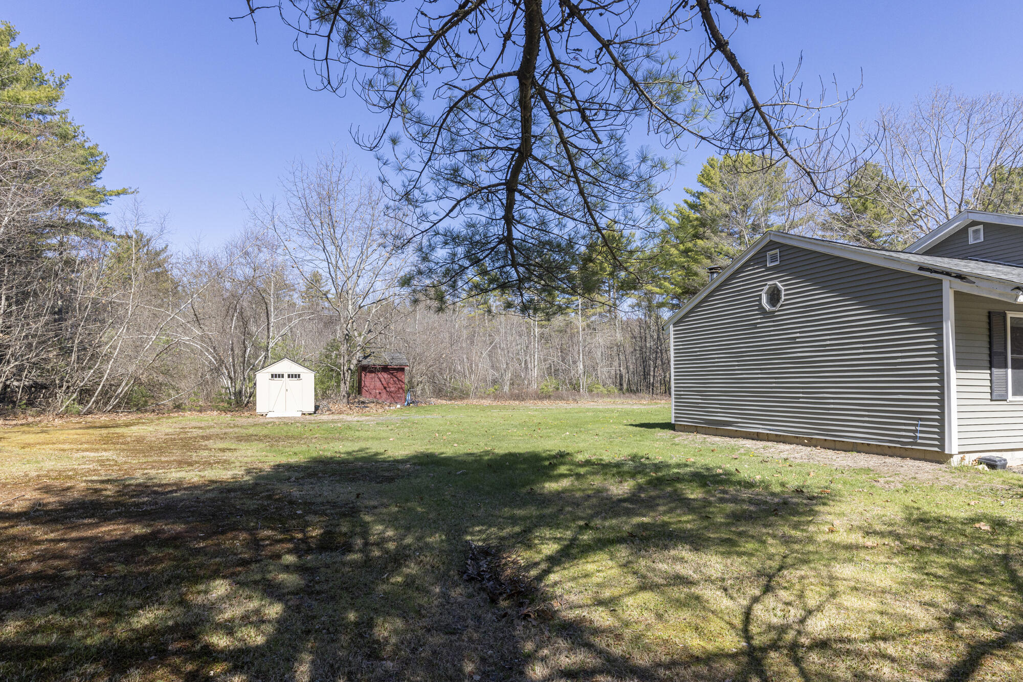411 Shaker Road Gray ME 04039
