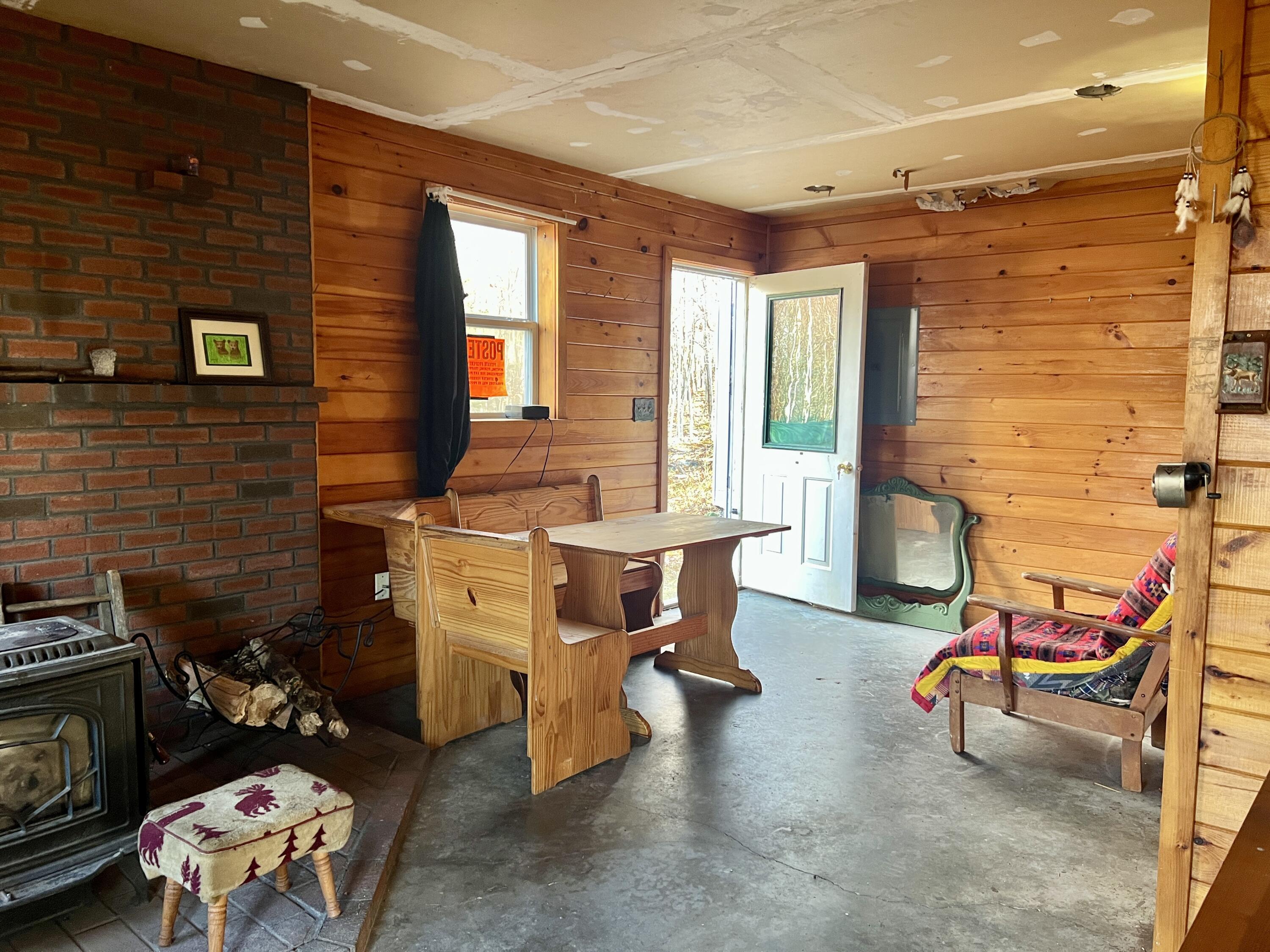 75 Ryemoor Heights Road Sumner ME 04292