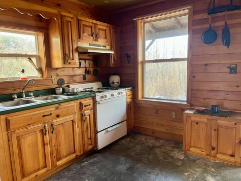 75 Ryemoor Heights Road Sumner ME 04292