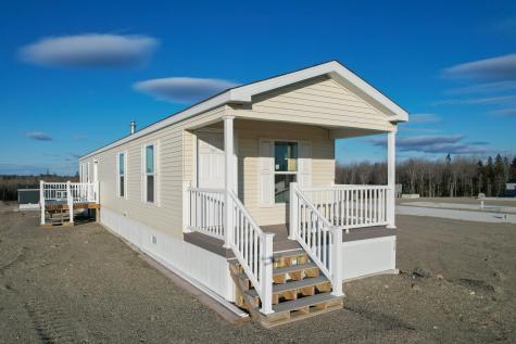 18 Eagles Nest Hancock ME 04640