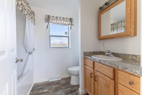 18 Eagles Nest Hancock ME 04640