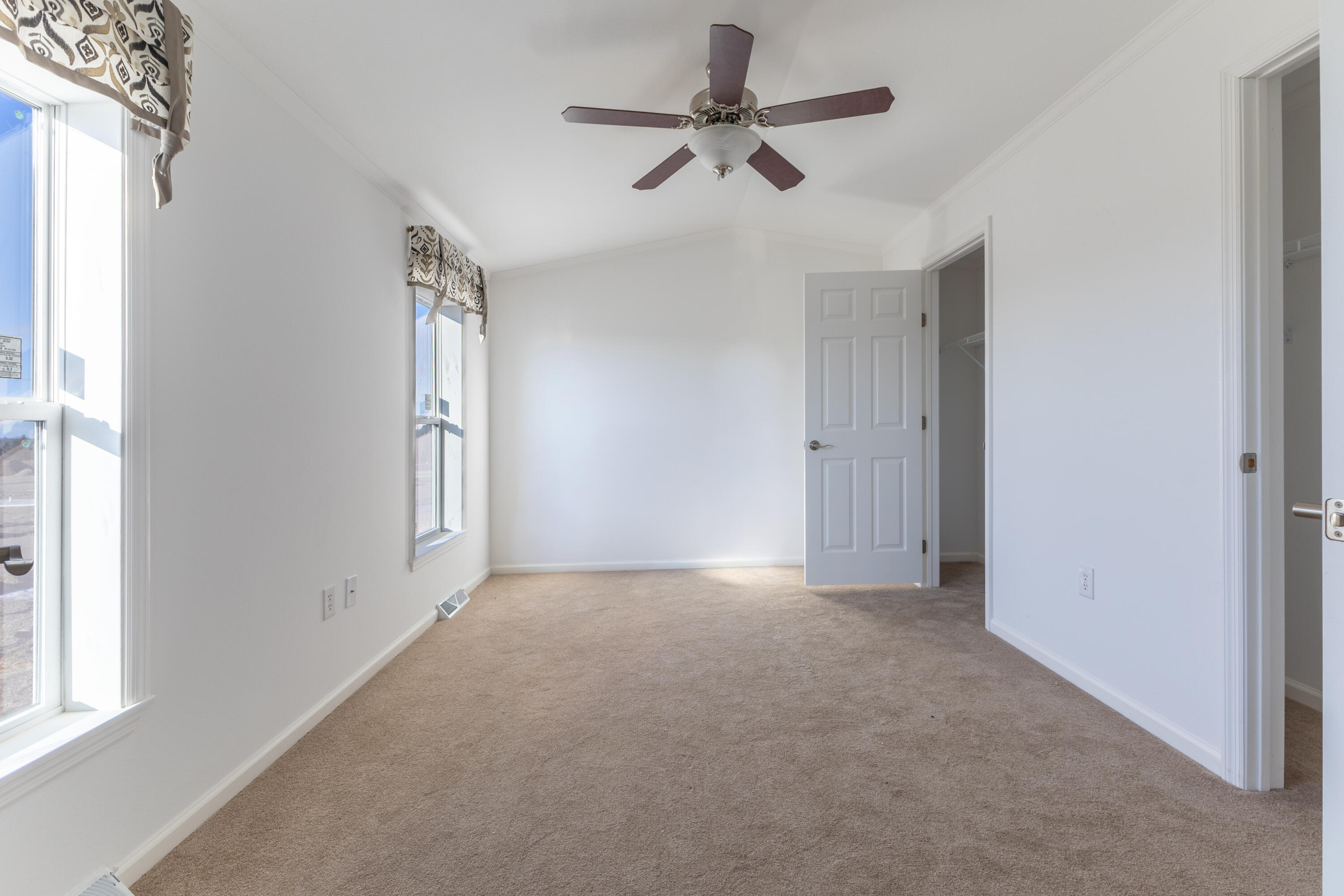 18 Eagles Nest Hancock ME 04640