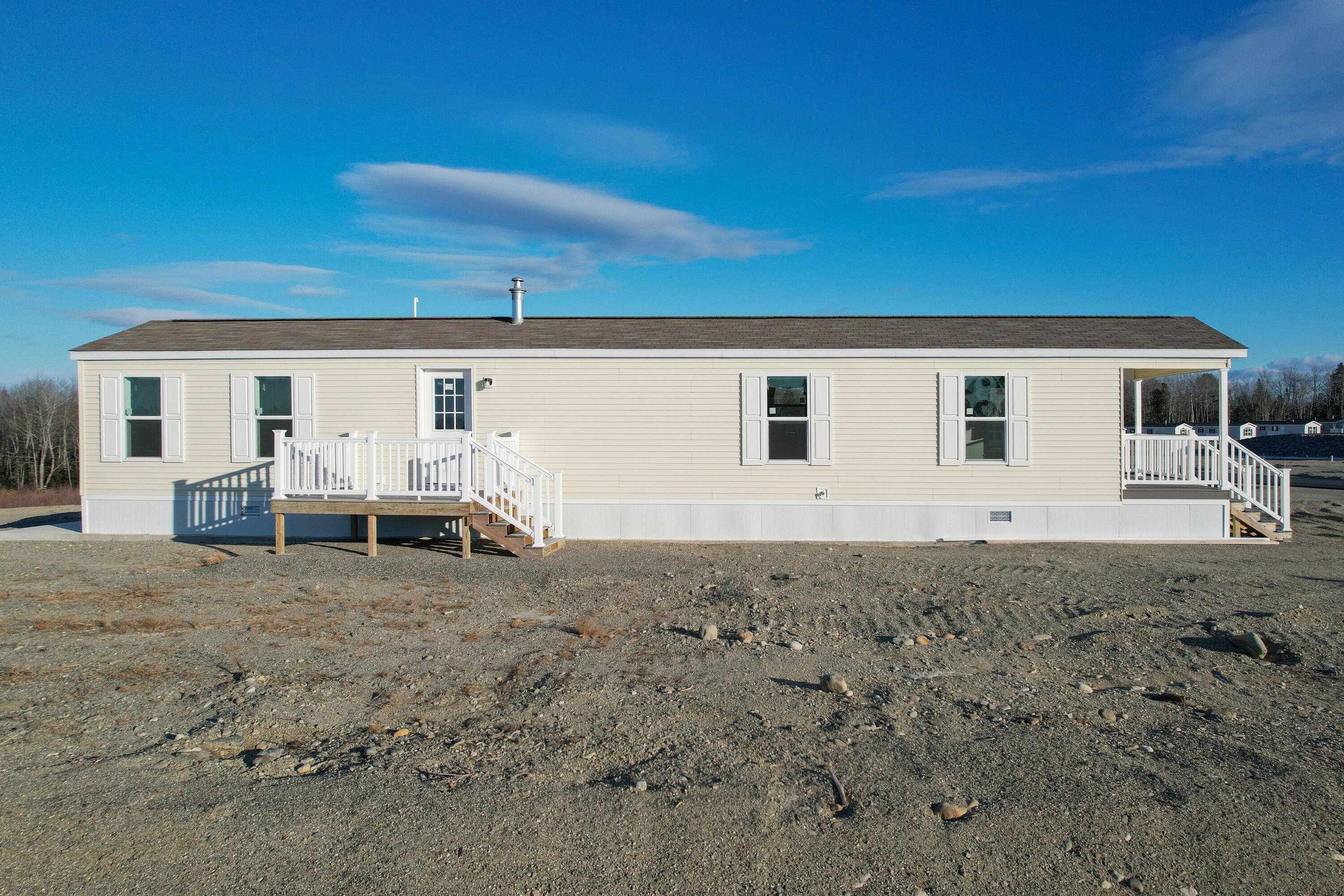 18 Eagles Nest Hancock ME 04640