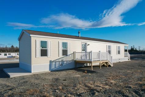 18 Eagles Nest Hancock ME 04640