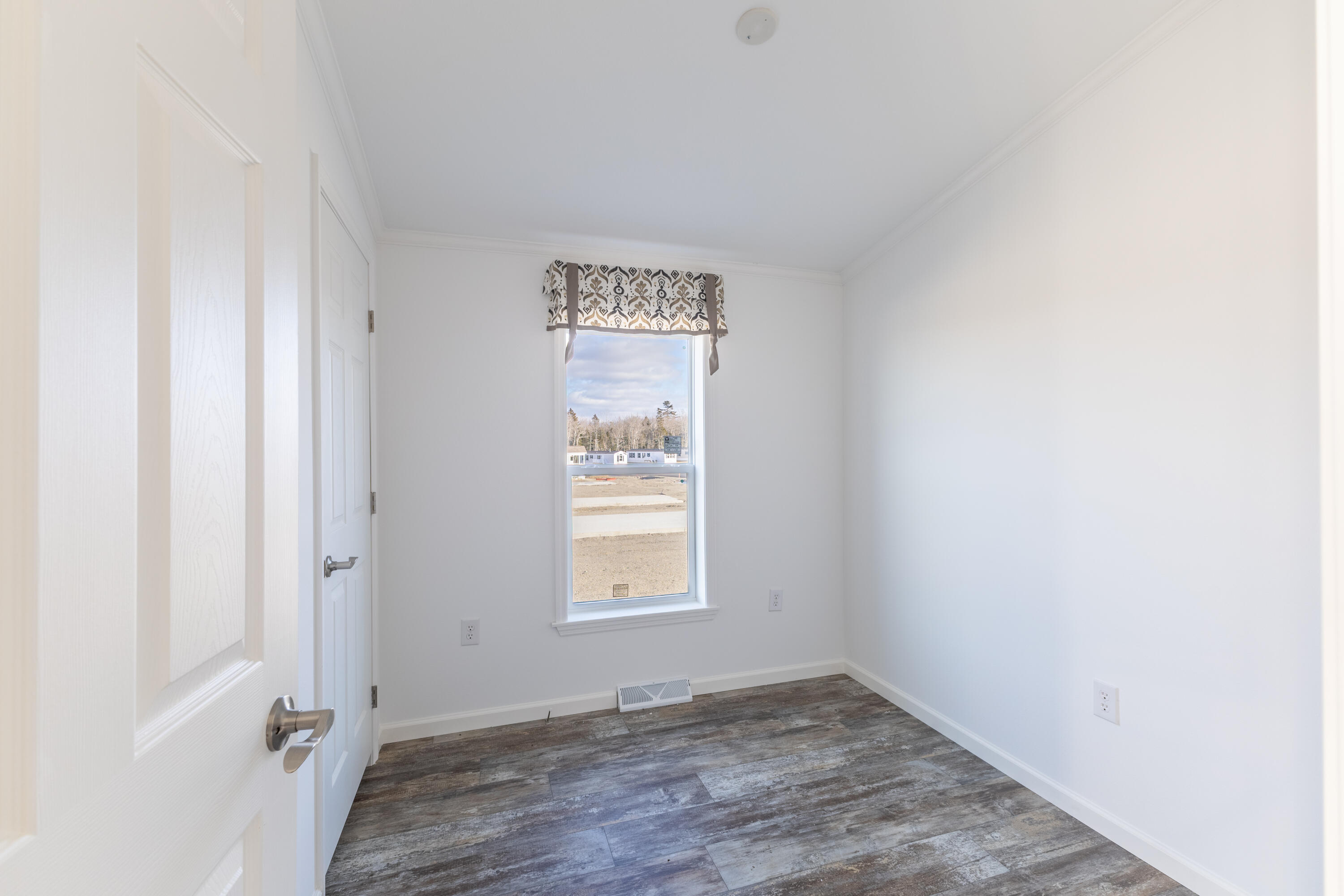 18 Eagles Nest Hancock ME 04640