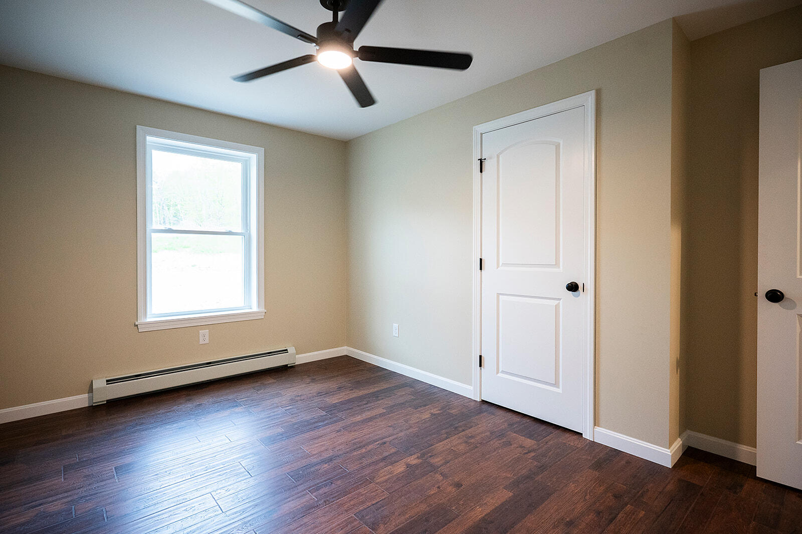 16 Dunham Lane Paris ME 04282