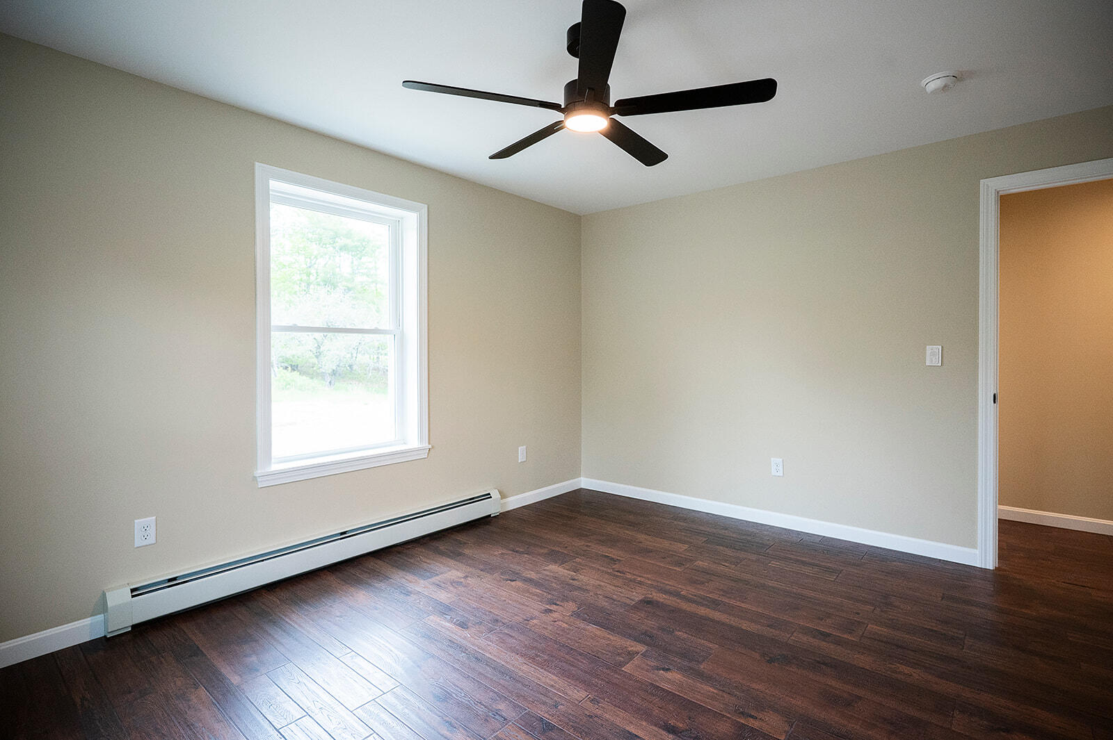 16 Dunham Lane Paris ME 04282