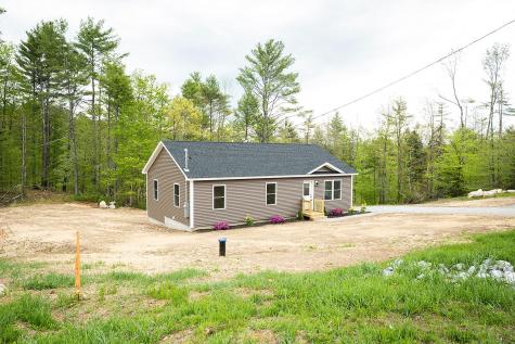 16 Dunham Lane Paris ME 04282