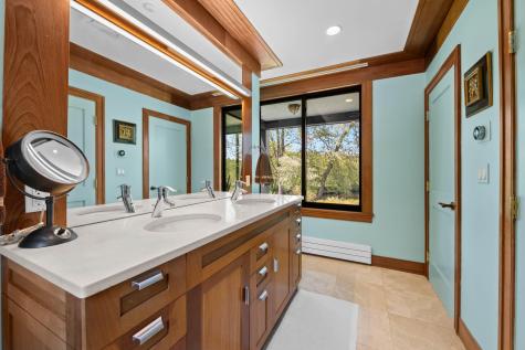 72 Vine Street South Berwick ME 03908