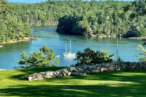 18 High Head Road Edgecomb ME 04556