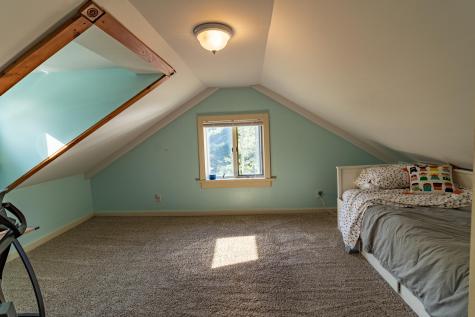 918 Empire Road Poland ME 04274