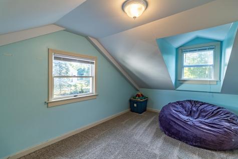 918 Empire Road Poland ME 04274