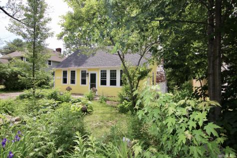 30 Main Street Raymond ME 04071