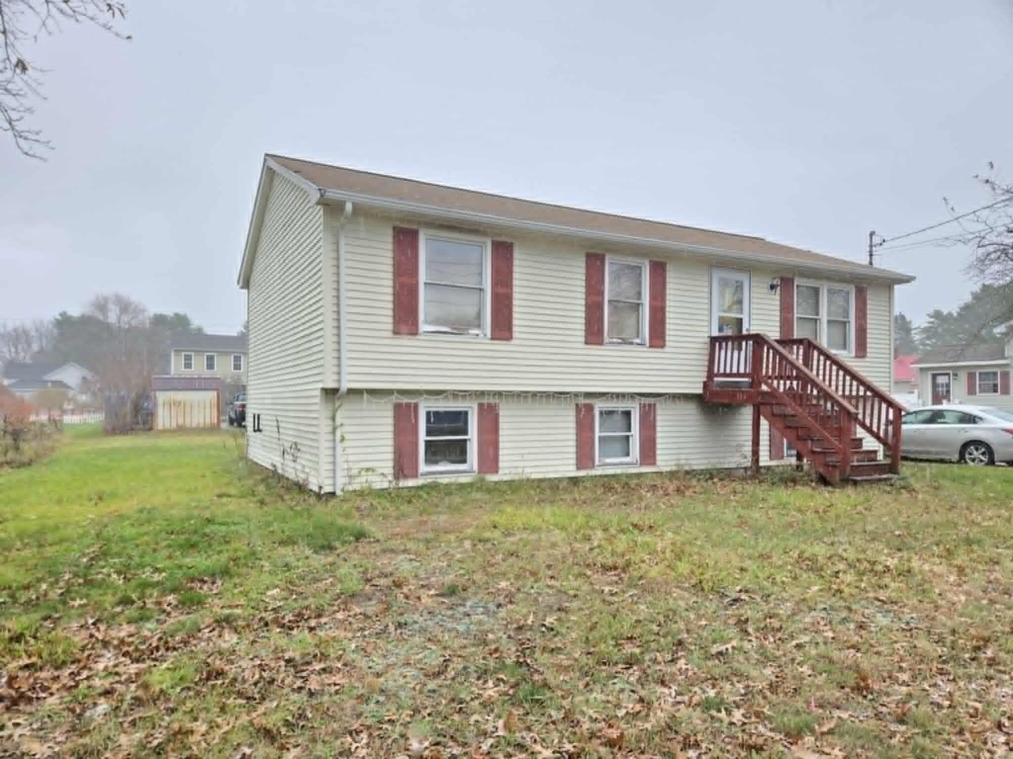 26 Mason Avenue Lewiston ME 04240