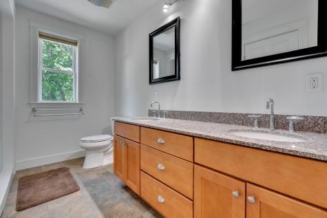 21 Cummings Way Falmouth ME 04105