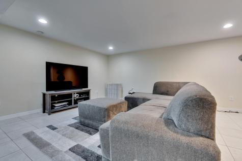 21 Cummings Way Falmouth ME 04105