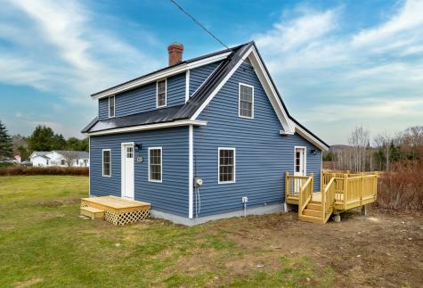 611 Stream Road Road Winterport ME 04496