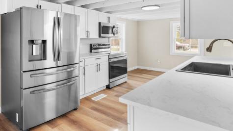 611 Stream Road Road Winterport ME 04496