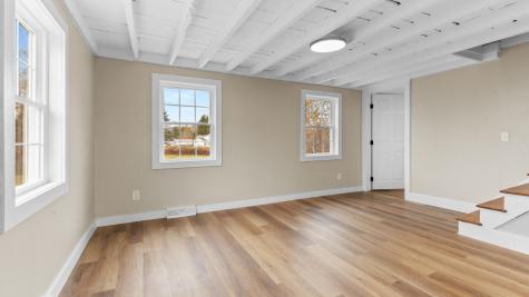 611 Stream Road Road Winterport ME 04496