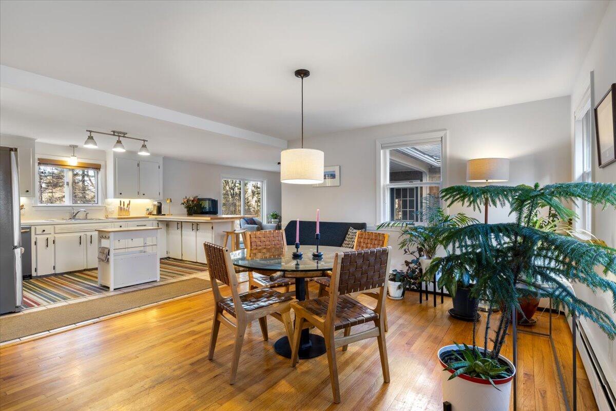 25 Rebecca Lane Yarmouth ME 04096