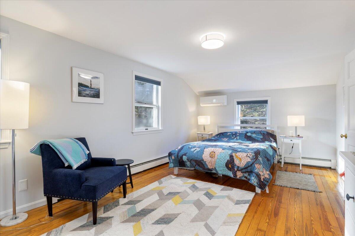 25 Rebecca Lane Yarmouth ME 04096