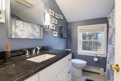 25 Rebecca Lane Yarmouth ME 04096