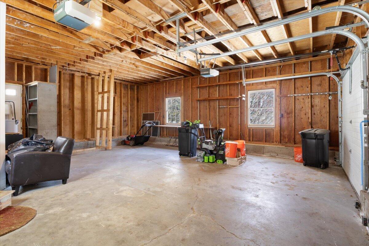 25 Rebecca Lane Yarmouth ME 04096