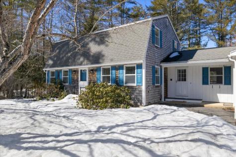 25 Rebecca Lane Yarmouth ME 04096