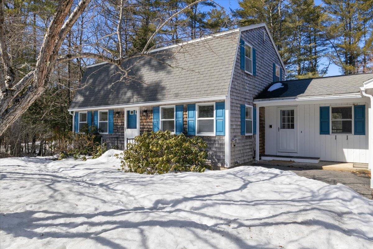 25 Rebecca Lane Yarmouth ME 04096