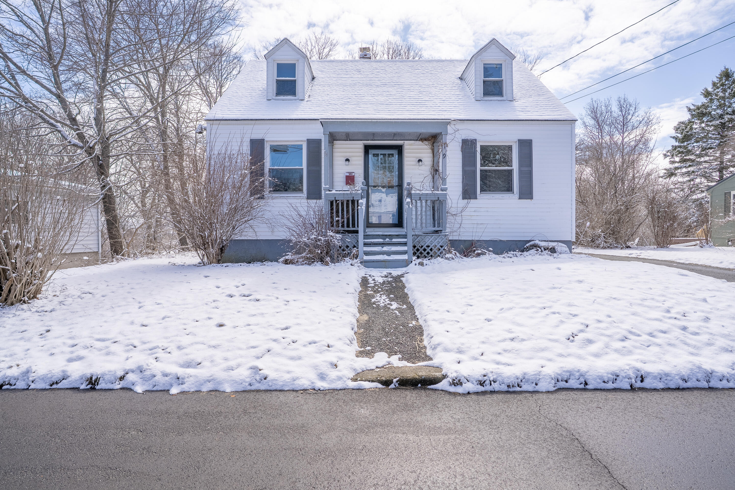 129 Crestmont Road Bangor ME 04401