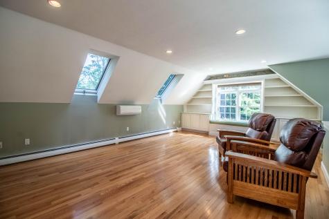 43 Godfrey Cove Road York ME 03909