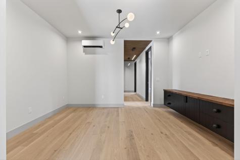 448 Blackstrap Road Falmouth ME 04105