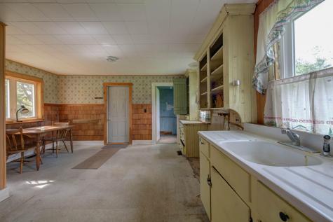 508 W Main Street Yarmouth ME 04096