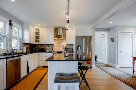 34 Andrews Avenue Falmouth ME 04105