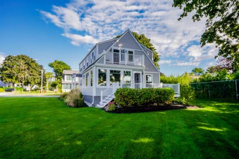 34 Andrews Avenue Falmouth ME 04105